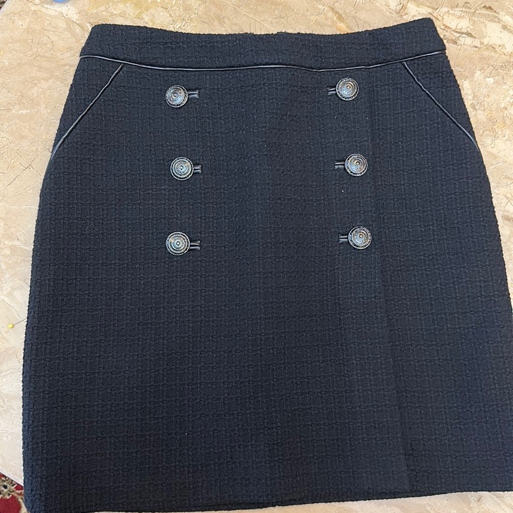 White black skirt wore one top size 0